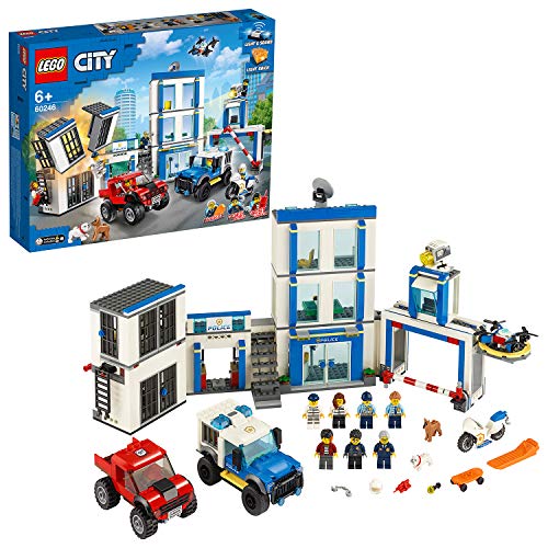 LEGO City Politiebureau 60246 politiespeelgoed, leuke bouwset voor kinderen (743 onderdelen)